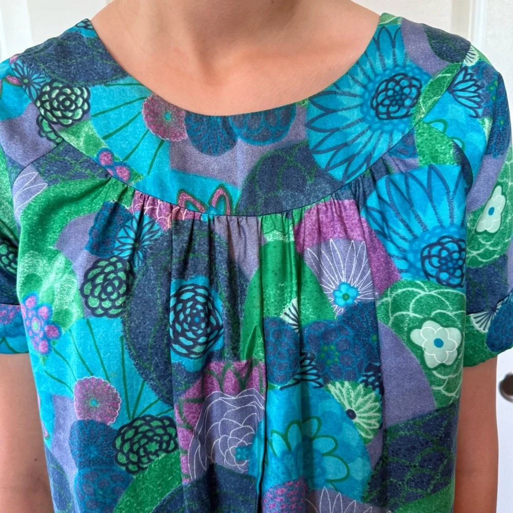 VINTAGE 60s 70s made in Hawaii EXOTICAL vibrant blue aqua green dress S M L muu - Picture 7 of 10